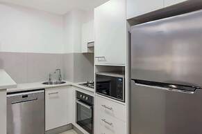 Oaks Brisbane on Margaret Suites