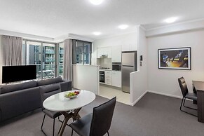 Oaks Brisbane on Margaret Suites