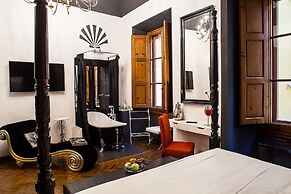 Porcellino Gallery