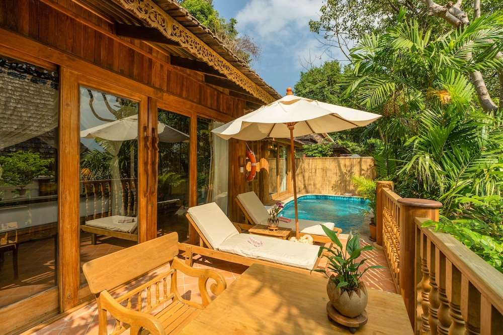 Santhiya Koh Phangan Resort & Spa