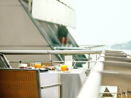 Daios Luxury Living
