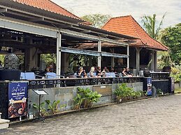 Hotel Puri Raja