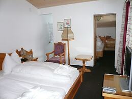 Hotel Cresta