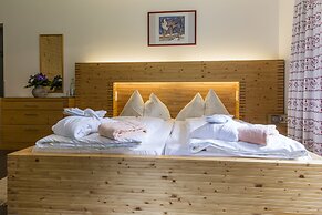 Hotel Cresta
