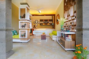 Heliconia Villa
