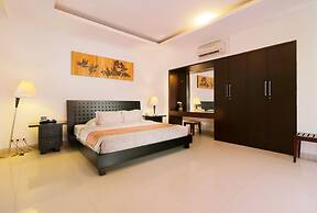 Heliconia Villa
