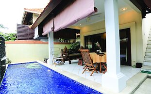 Heliconia Villa