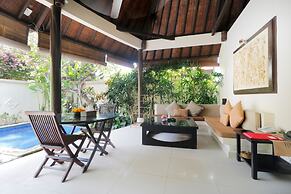 Heliconia Villa
