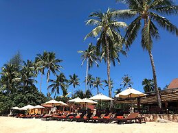 Kanok Buri Resort