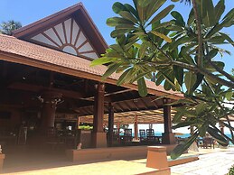 Kanok Buri Resort