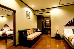 Kanok Buri Resort