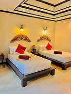 Kanok Buri Resort