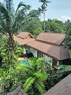 Kanok Buri Resort