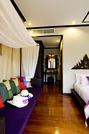 Kanok Buri Resort