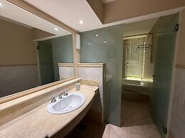 San Miguel Plaza Hotel