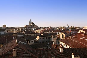 Majestic Toscanelli
