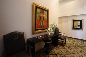 Suites del Bosque Hotel