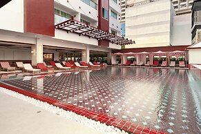 Blue Cabin Hotel (Formerly A-ONE New Wing Hotel)