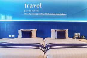 Blue Cabin Hotel (Formerly A-ONE New Wing Hotel)