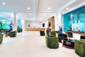 Blue Cabin Hotel (Formerly A-ONE New Wing Hotel)