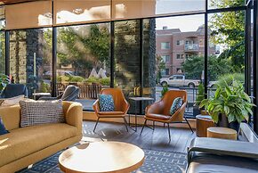 The Oswego Hotel
