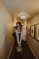 The Oswego Hotel