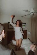 The Oswego Hotel