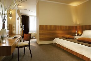 Porto Palace Hotel