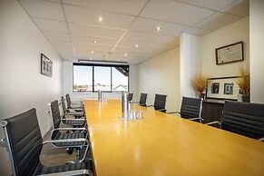 Nightelier Devonport Gateway Hotel