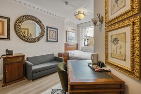 Opulence Boutique Hotel