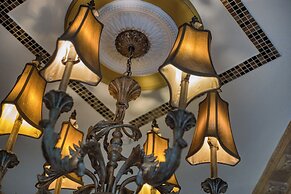 Opulence Boutique Hotel