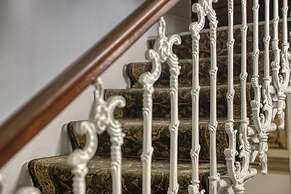 Opulence Boutique Hotel
