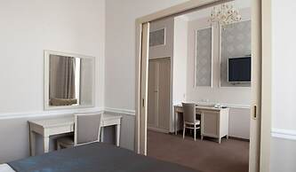 Asteria Hotel