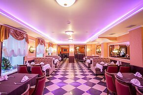 Asteria Hotel
