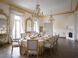 Chateau Mcely