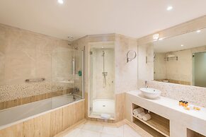 Sesimbra Oceanfront Hotel - Preferred Hotels and Resorts