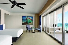 Seadust Cancún Beach Resort  All Inclusive