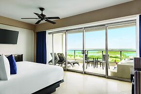 Seadust Cancún Beach Resort  All Inclusive