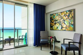 Seadust Cancún Beach Resort  All Inclusive