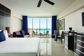 Seadust Cancún Beach Resort  All Inclusive