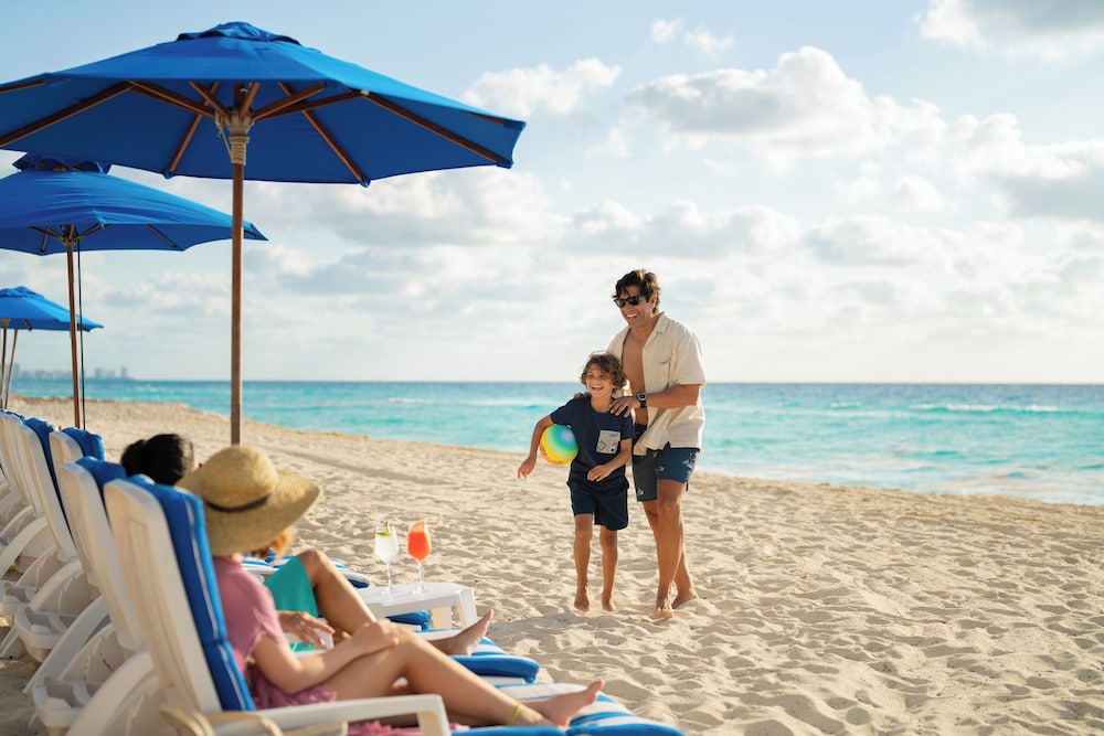 Seadust Cancún Beach Resort  All Inclusive