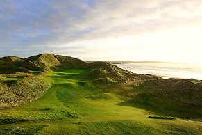 Trump International Golf Links And Hotel Doonbeg Ireland