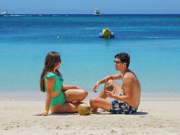 Henry Morgan Resort - All Inclusive
