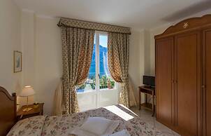 Hotel La Perla