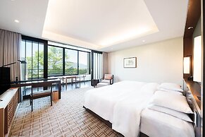 Hyatt Regency Hakone Resort and Spa