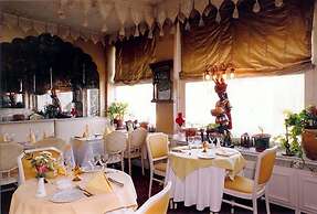 Hotel L'Auberge du Souverain