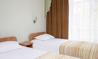Annushka Hotel
