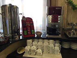 Annushka Hotel