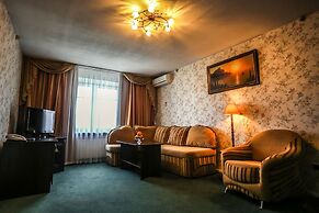 Annushka Hotel