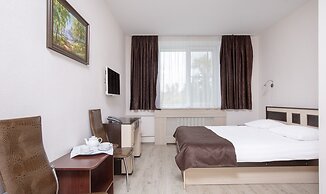 Annushka Hotel